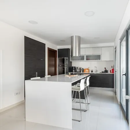 빌라 Stunning Villa Areia Branca With Sea View *