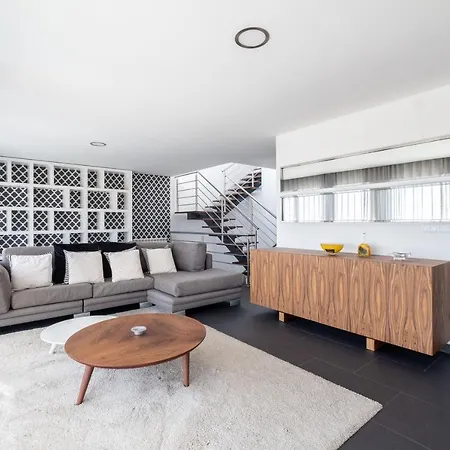 Stunning Villa Areia Branca With Sea View 빌라 *